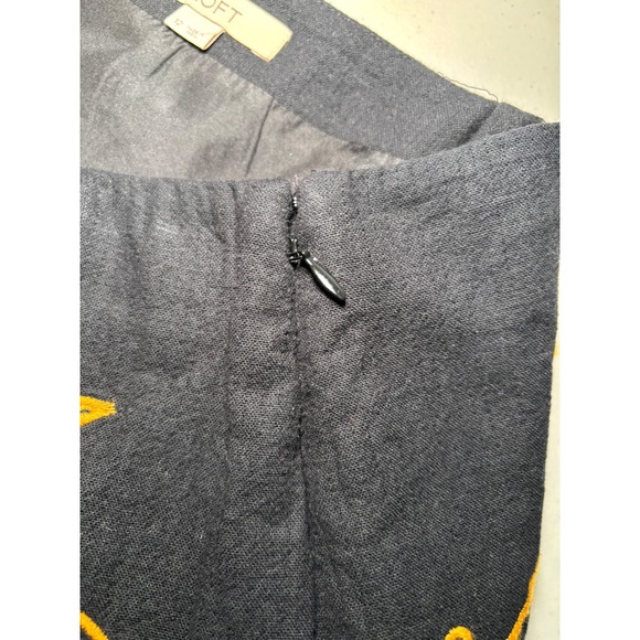 LOFT Black Embroidered 100% Cotton Lined Mini Skirt 12 Floral Side Zip - Picture 10 of 11